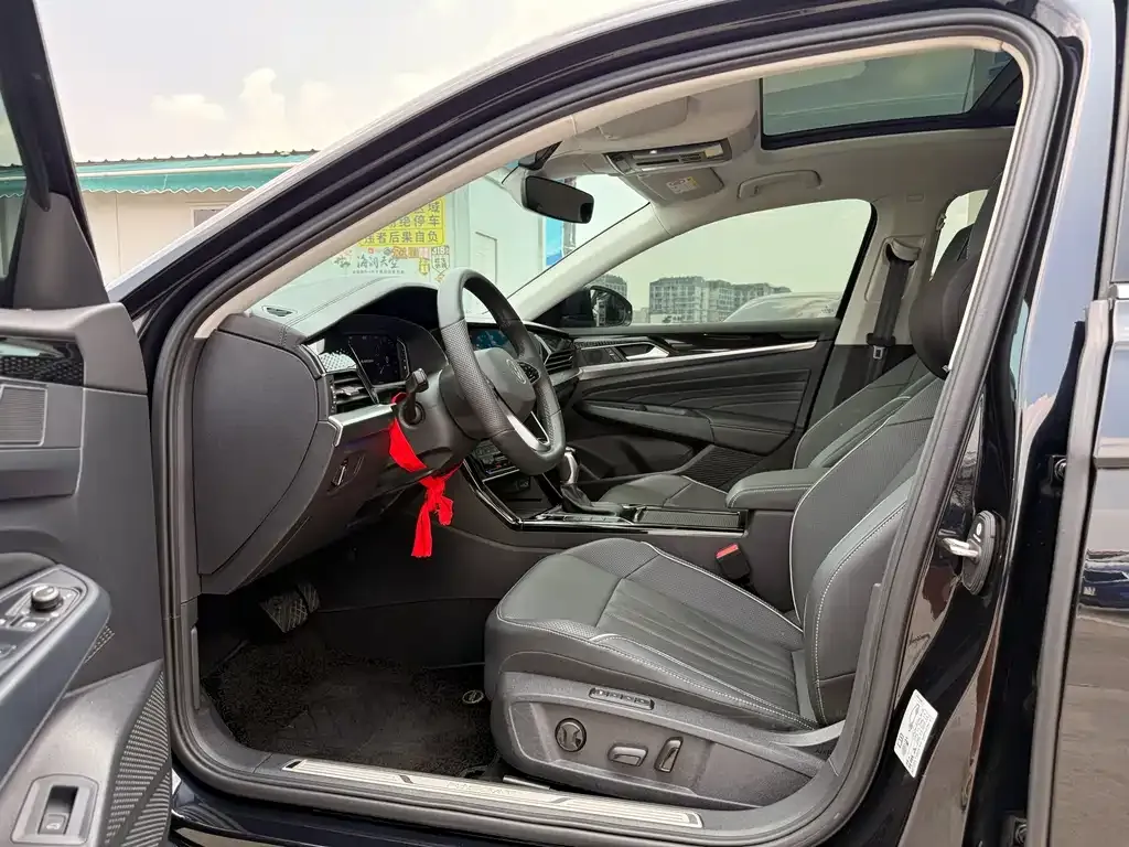 Volkswagen Passat — фото 8