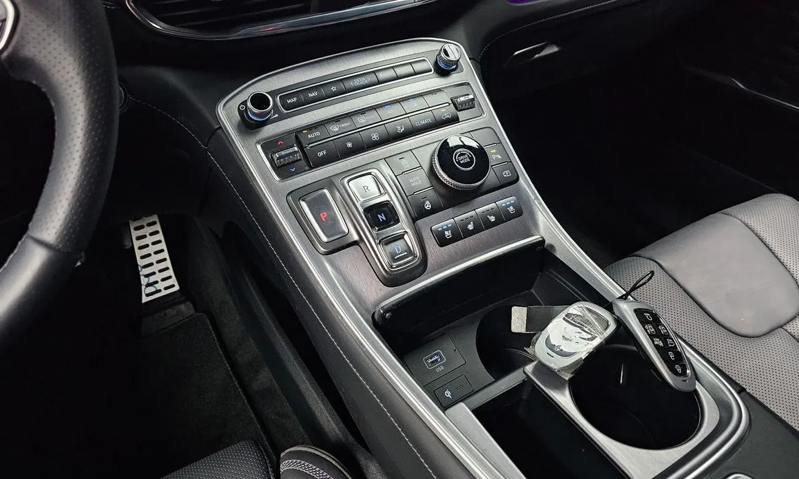 Hyundai Santafe — фото 7