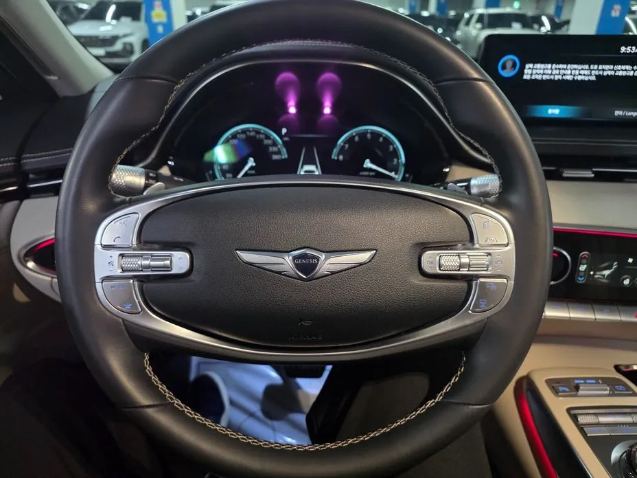Genesis GV70 — фото 10