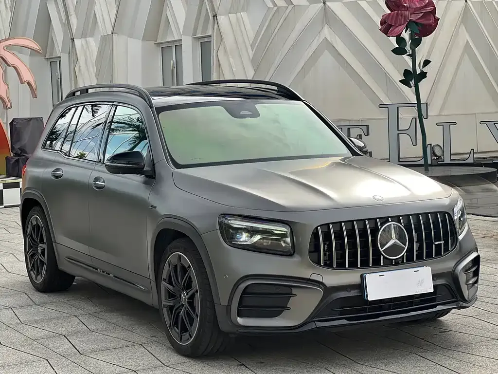 Mercedes-Benz GLB AMG — фото 4