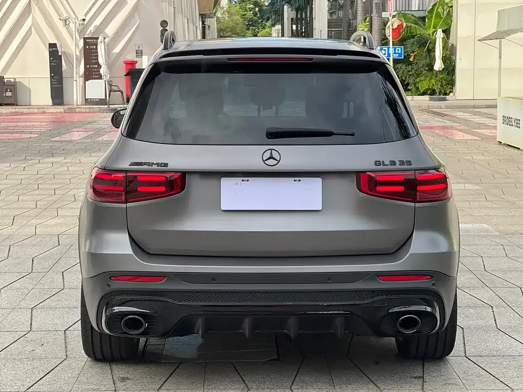 Mercedes-Benz GLB AMG — фото 2