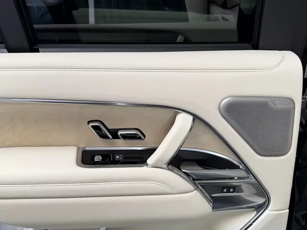 Land Rover Range Rover — фото 10