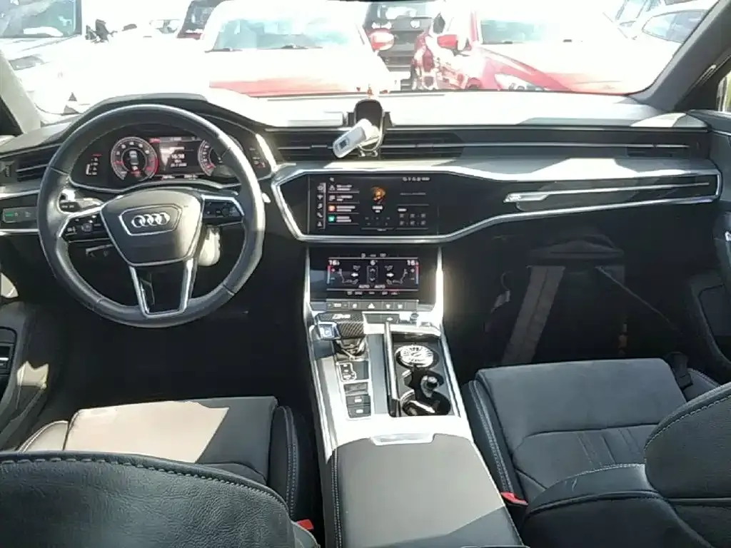 Audi A6L — фото 2