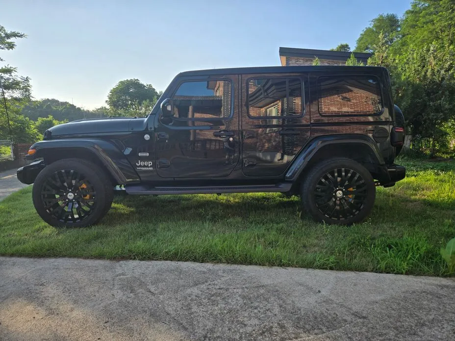 Jeep Wrangler — фото 5
