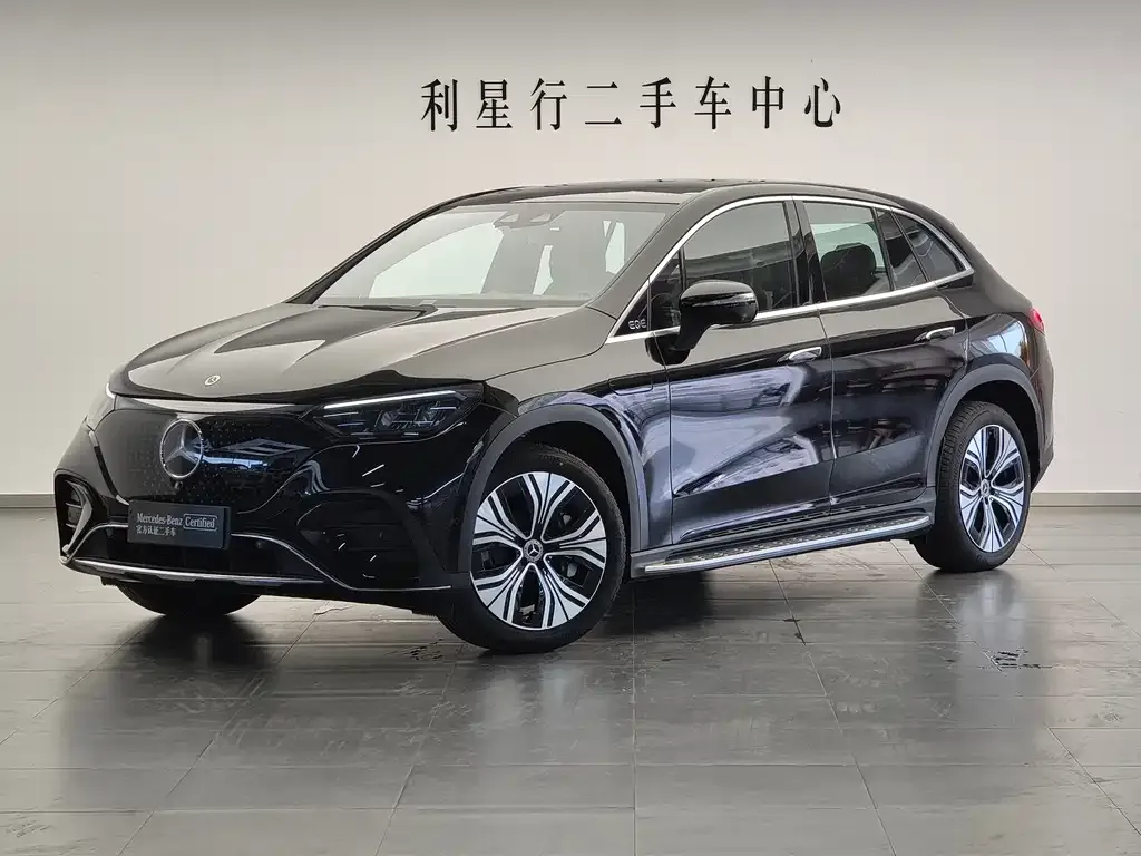 Mercedes-Benz EQE SUV — фото 1