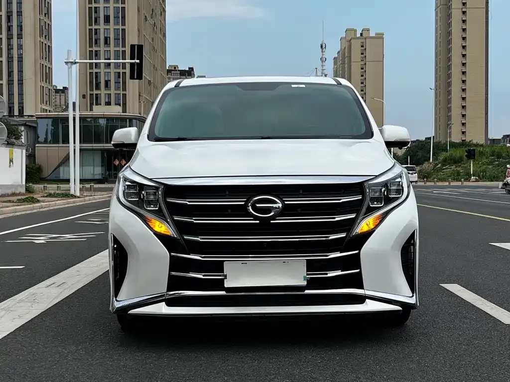 GAC Motor Trumpchi M8 — фото 8