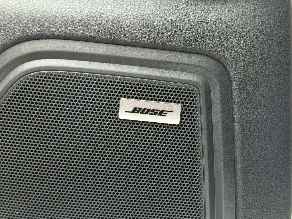 Porsche Macan — фото 9