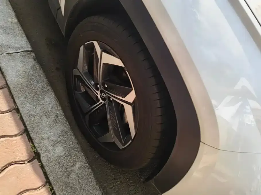 Hyundai Tucson — фото 2