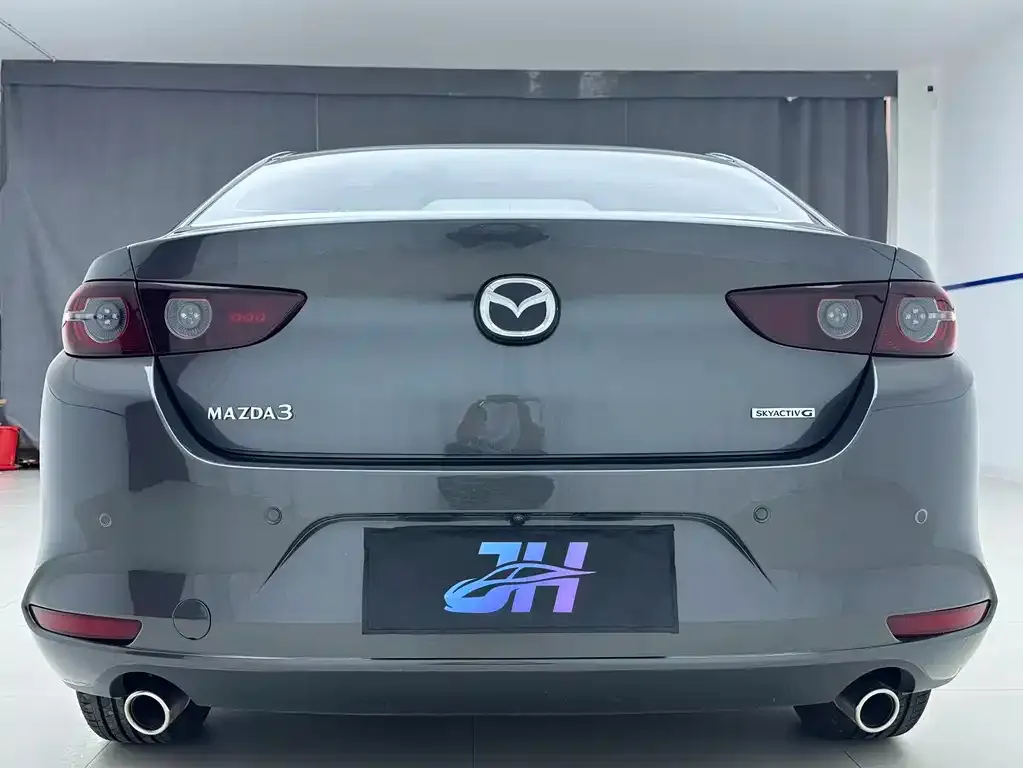 Mazda 3 Axela — фото 3