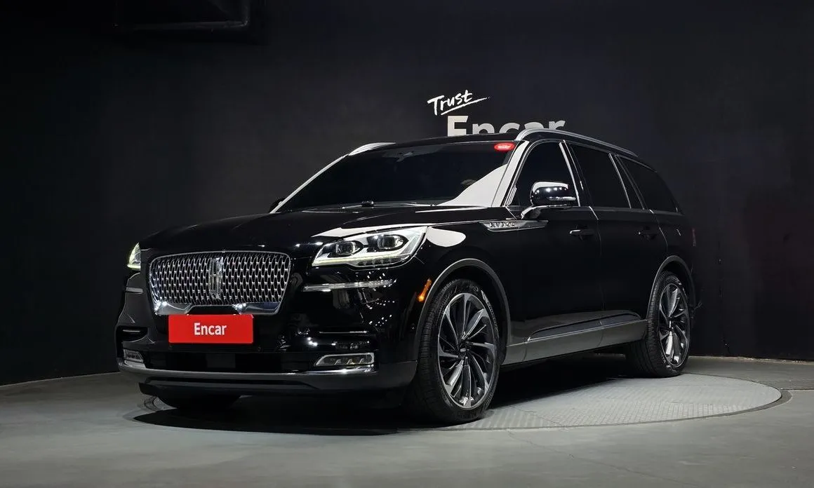 Lincoln Aviator