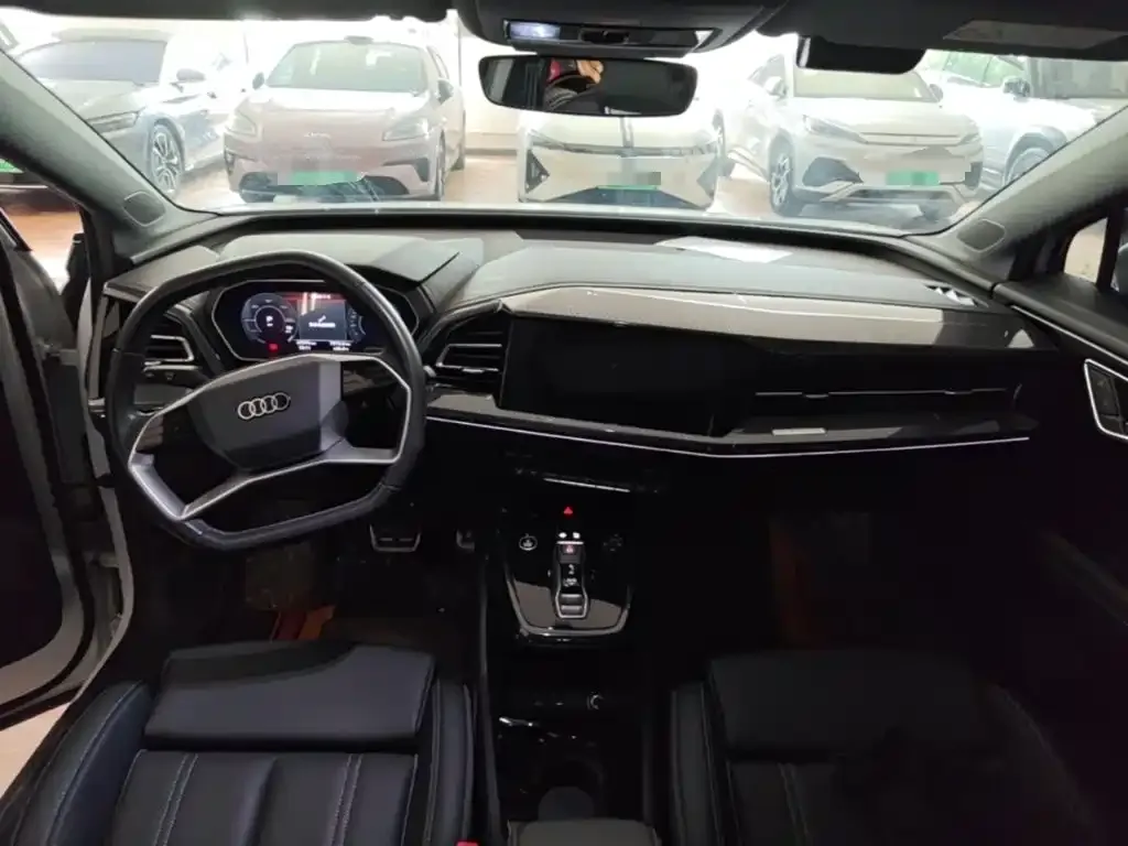 Audi Q4 e-tron 2024 из CN, фото 3
