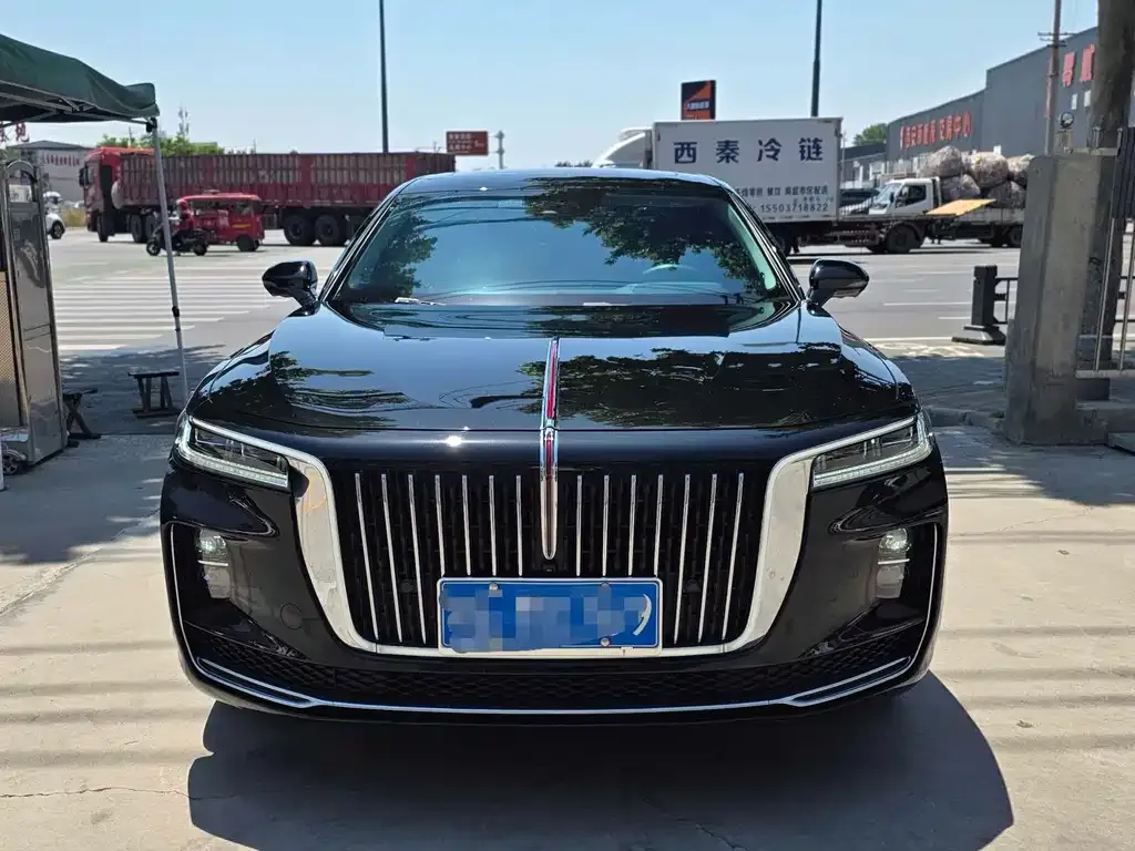 Hongqi H9 — фото 8