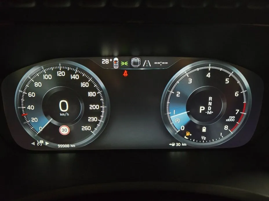 Volvo XC90 2022 из KR, фото 7