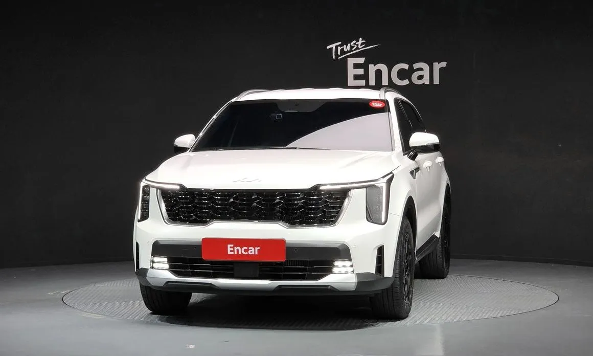 Kia Sorento — фото 9