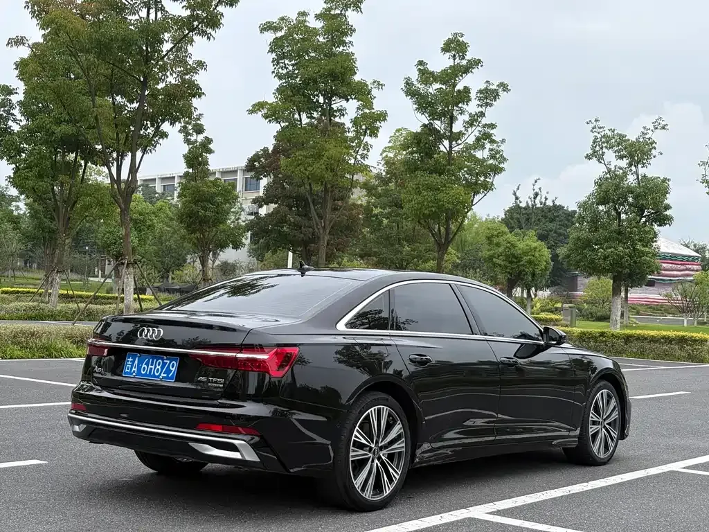 Audi A6L — фото 6
