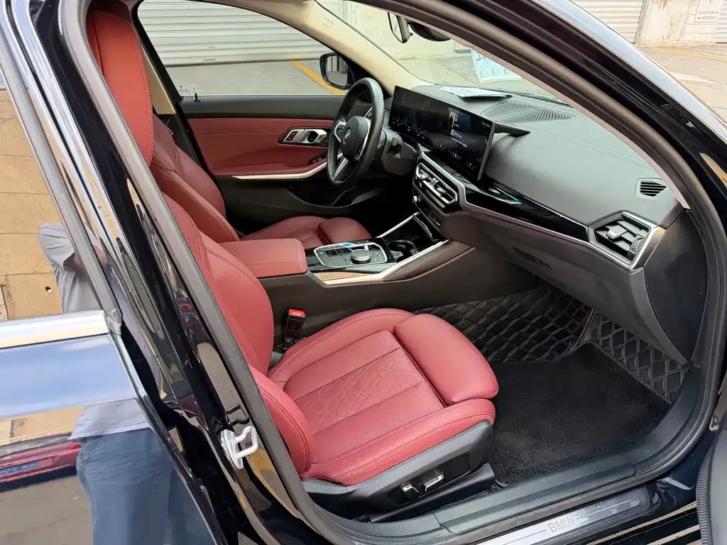 BMW i3 2024 из CN, фото 5