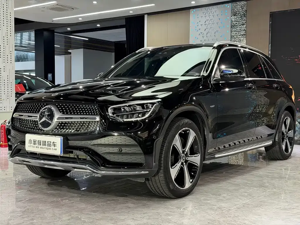 Mercedes-Benz GLC — фото 1