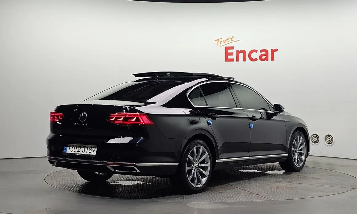 Volkswagen Passat 2022 из KR, фото 7