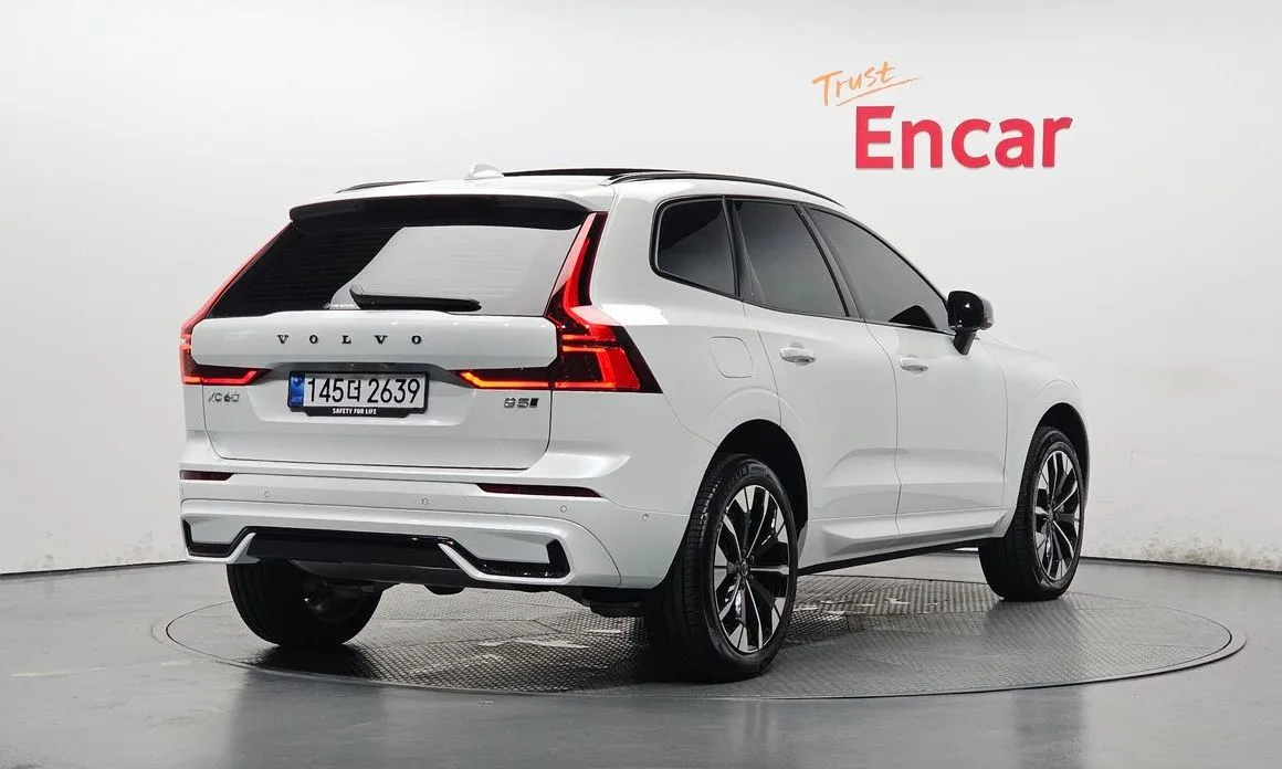 Volvo XC60 2026 из KR, фото 7