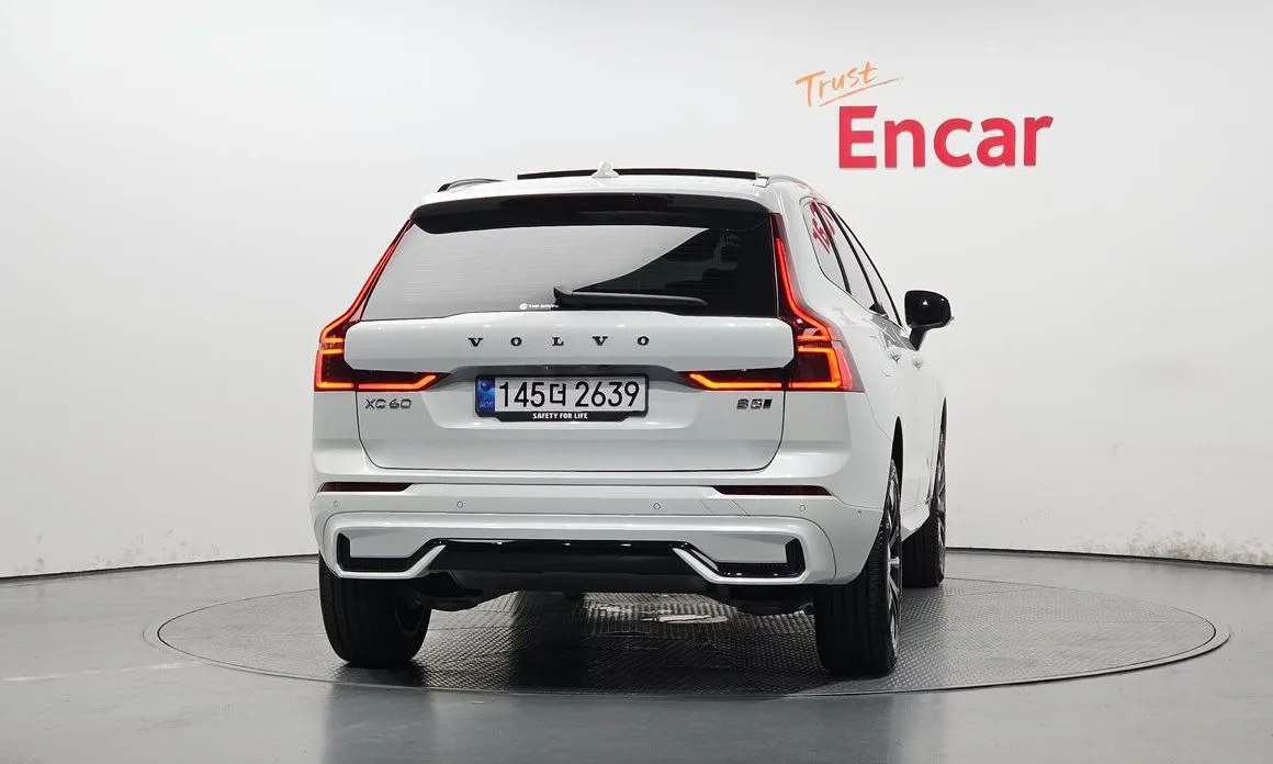 Volvo XC60 2026 из KR, фото 3