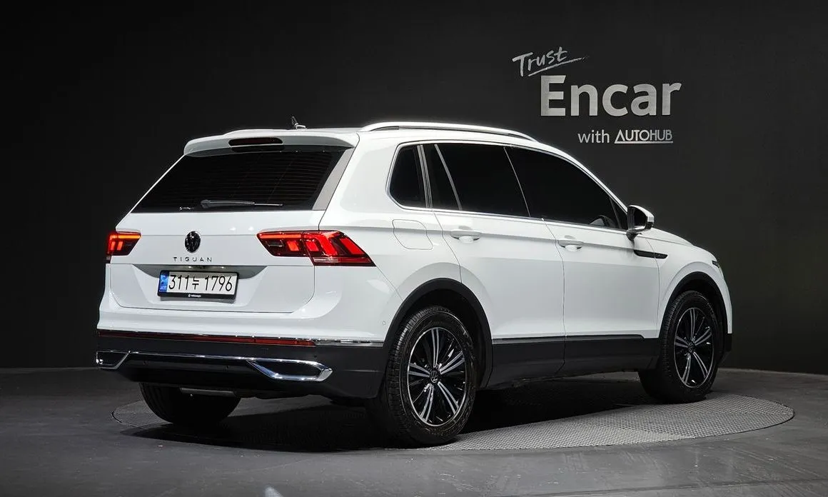 Volkswagen Tiguan — фото 4