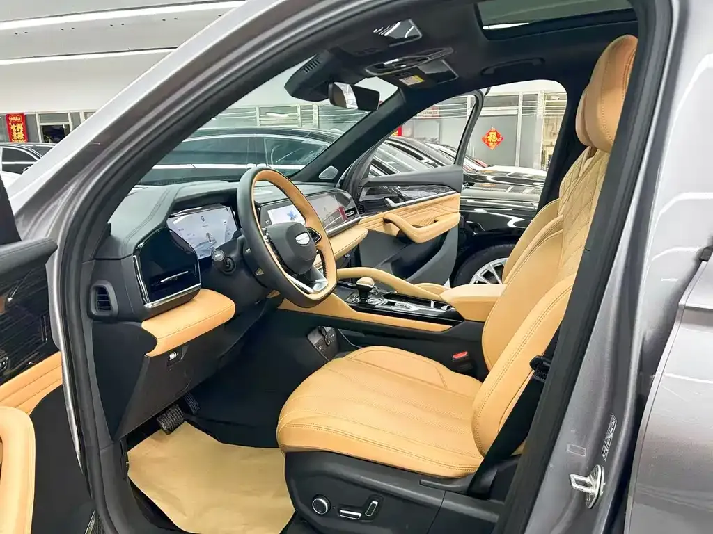 Geely Xingyue L — фото 10