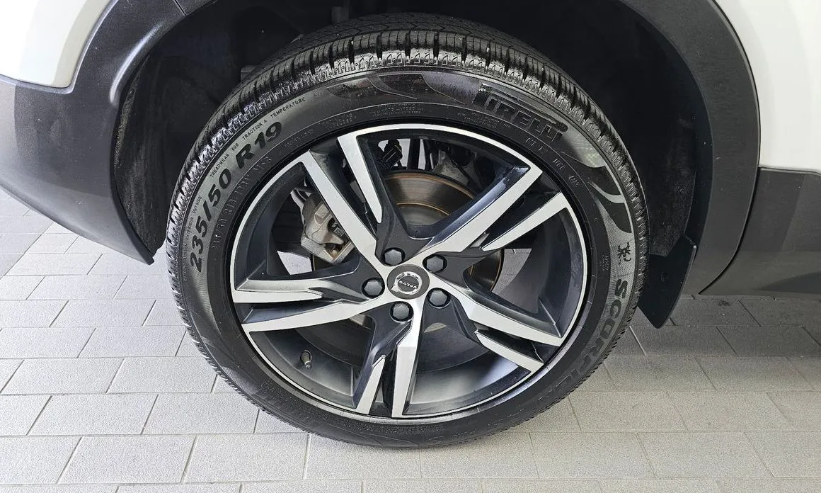 Volvo XC40 2021 из KR, фото 9