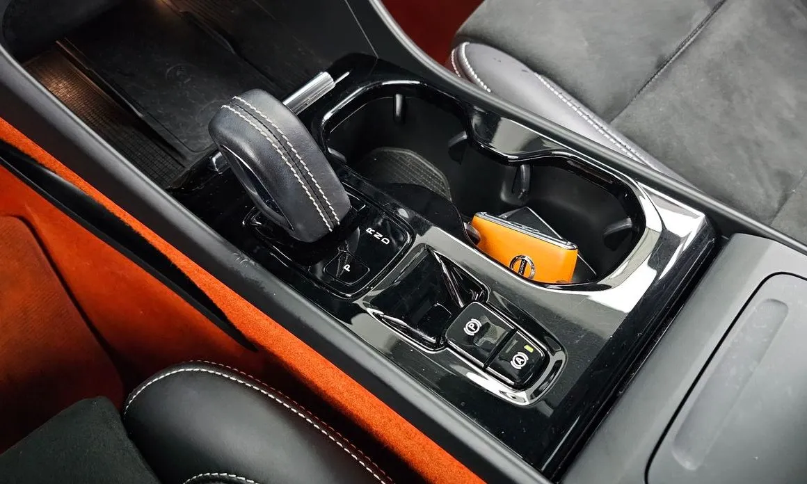 Volvo XC40 2021 из KR, фото 3