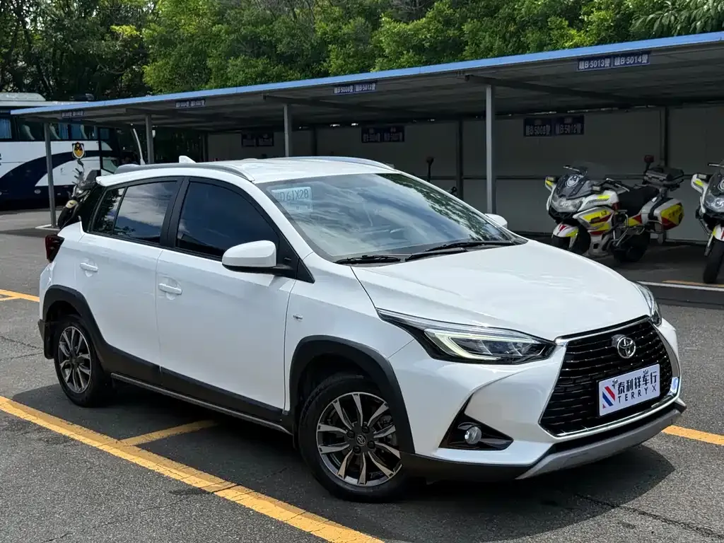 Toyota Yaris L 2022 из CN, фото 8