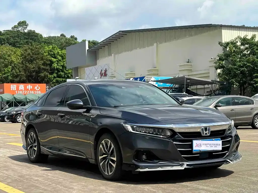 Honda Accord — фото 5