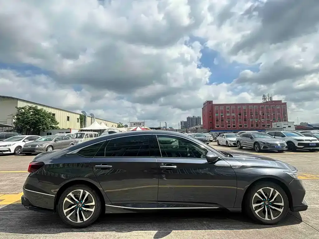 Honda Accord — фото 2