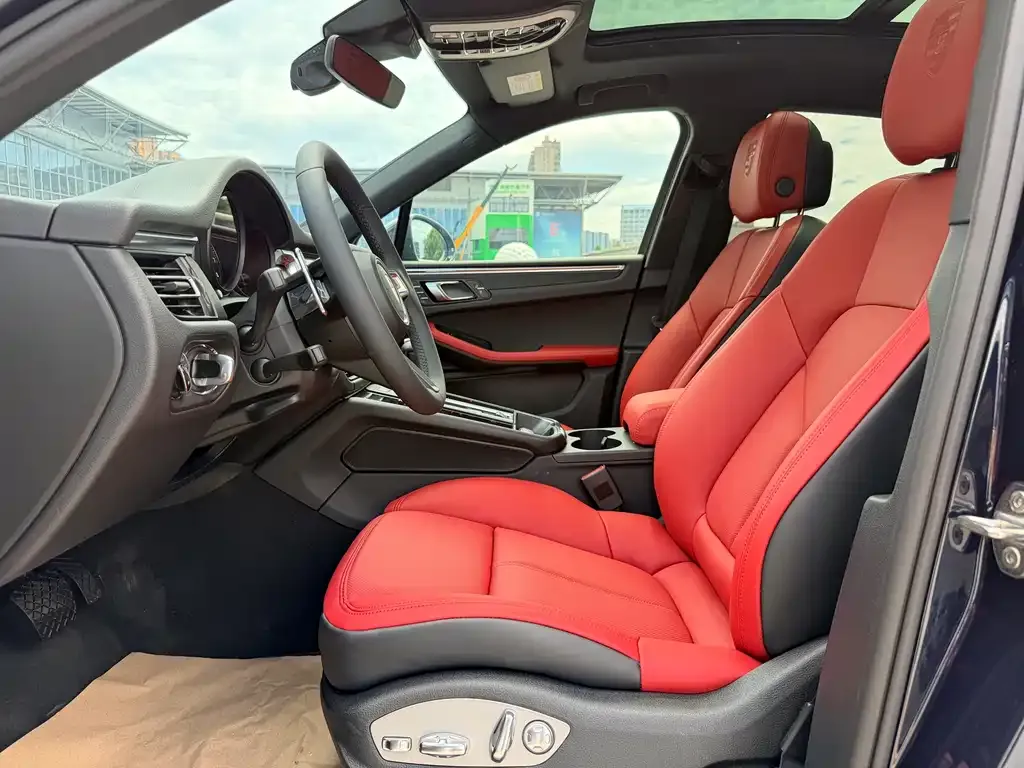 Porsche Macan — фото 10