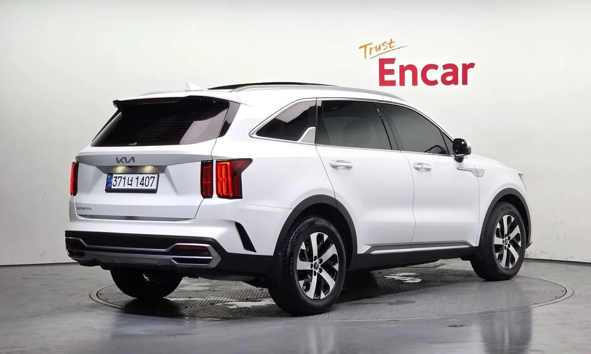 Kia Sorento — фото 4