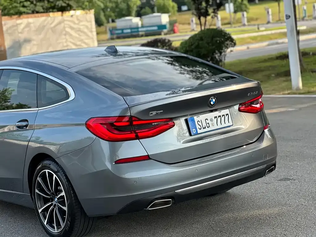 BMW 6 Series GT — фото 10
