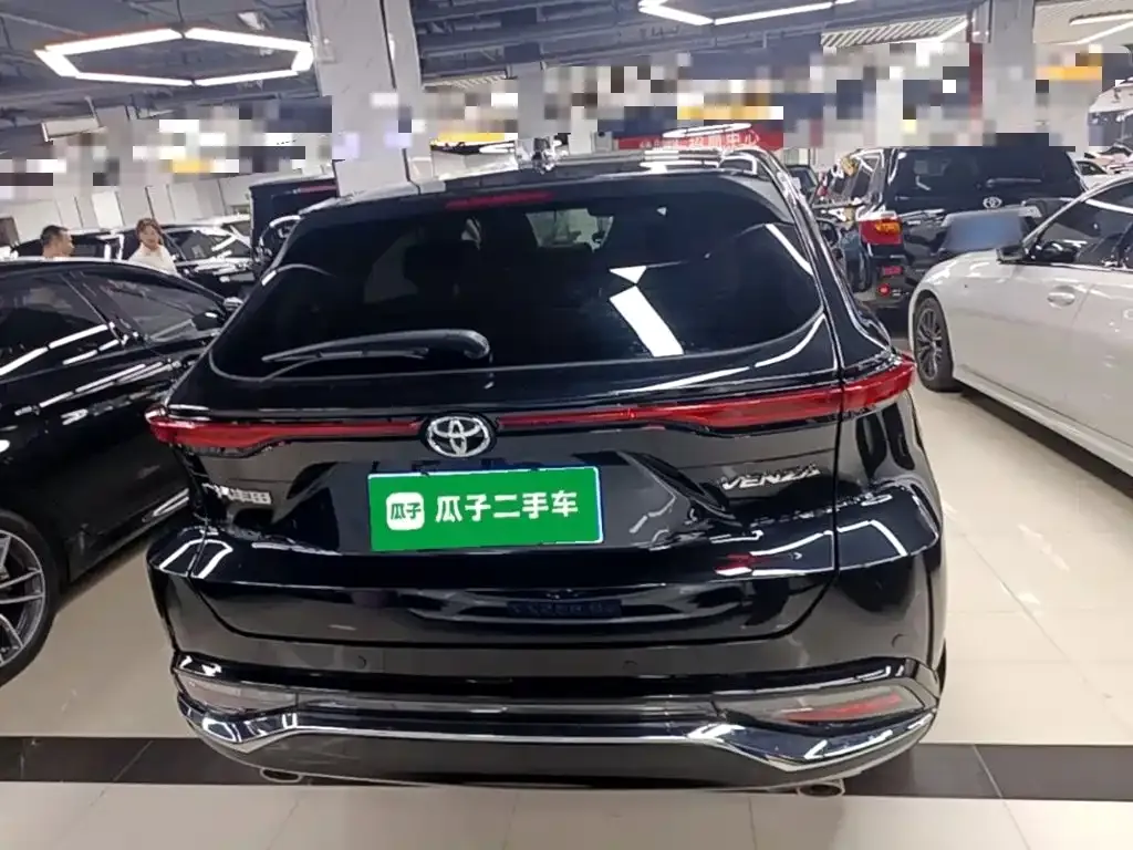 Toyota Venza — фото 3