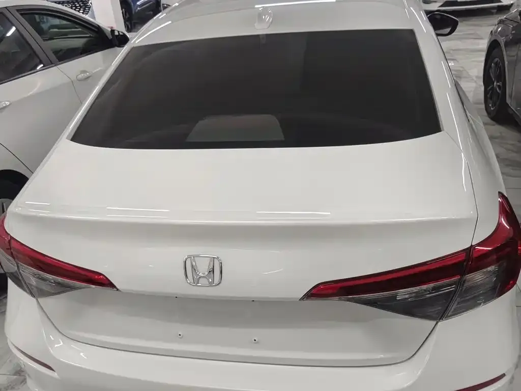 Honda Civic — фото 3