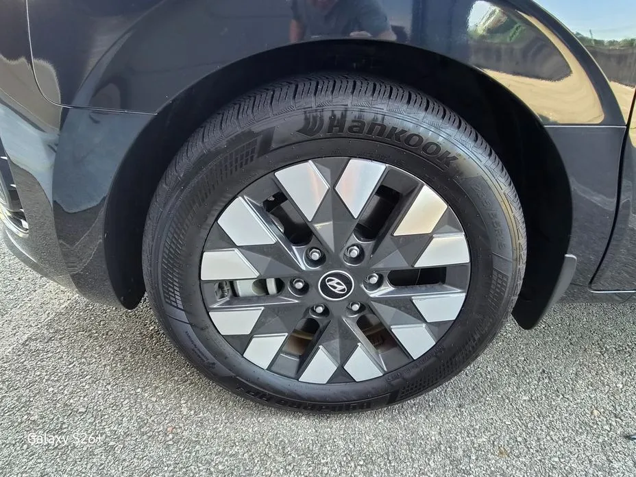 Hyundai Staria — фото 3