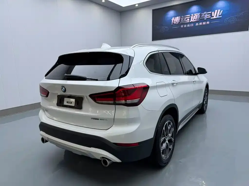 BMW X1 — фото 2