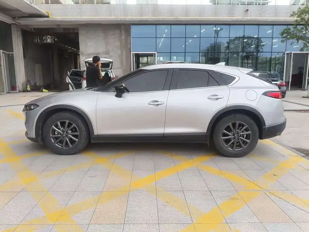 Mazda CX-4 2022 из CN, фото 5