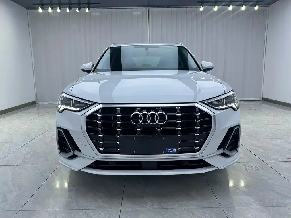 Audi Q3 — фото 4