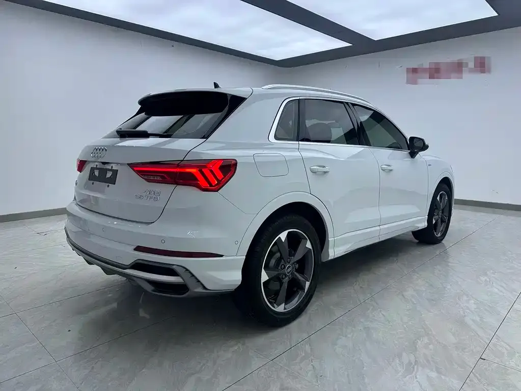 Audi Q3 — фото 6