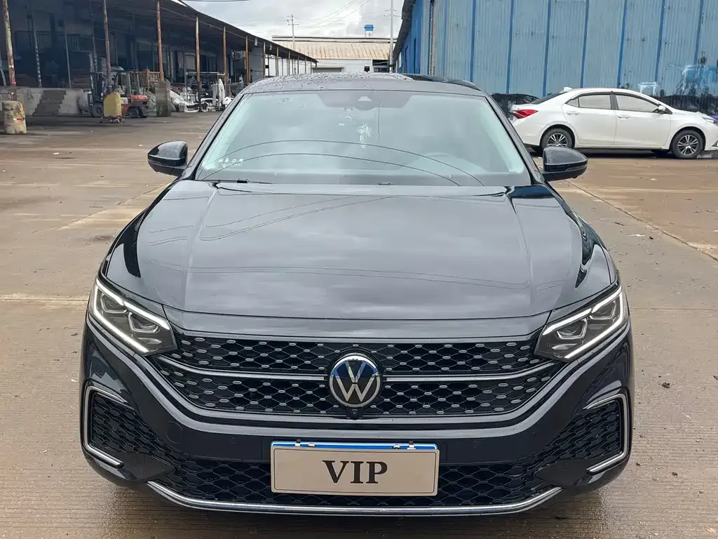 Volkswagen Passat — фото 2