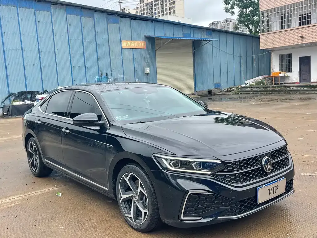 Volkswagen Passat — фото 3