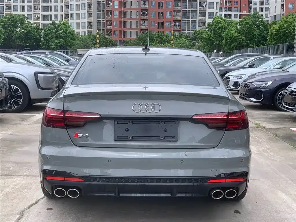 Audi S4 — фото 5