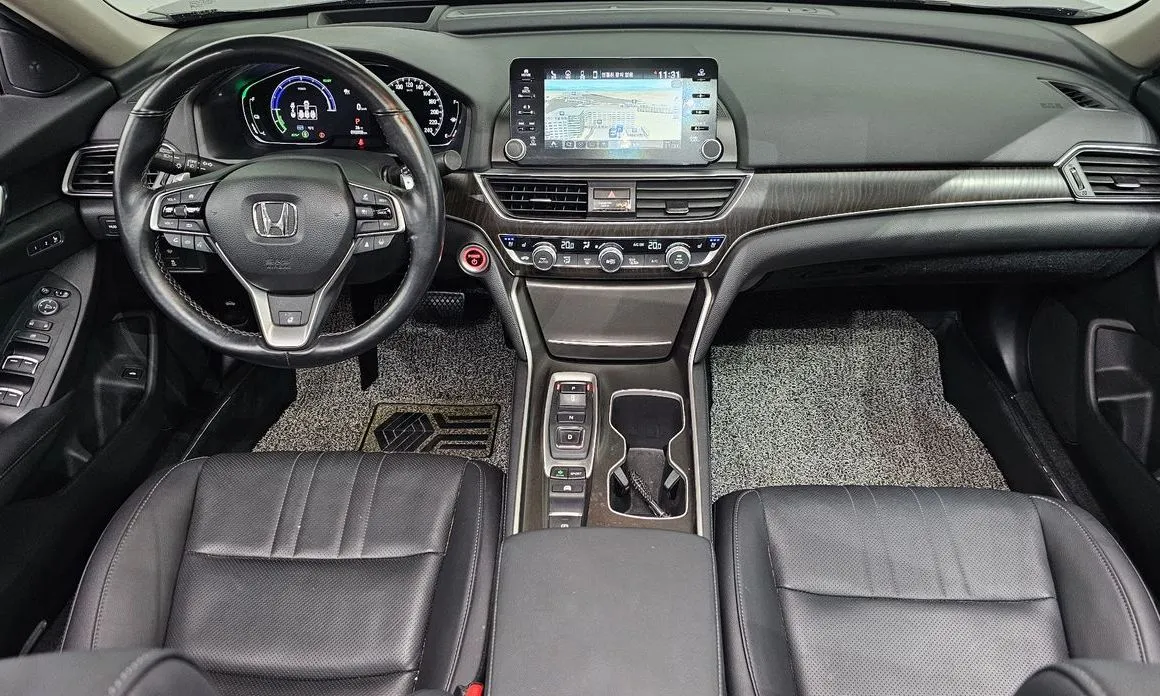 Honda Accord — фото 9