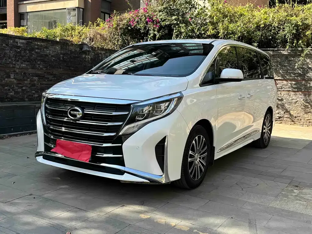 GAC Motor Trumpchi M8 — фото 1