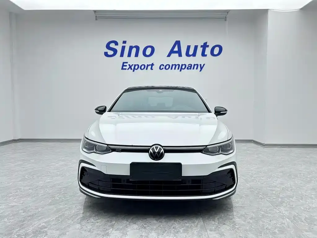Volkswagen Golf — фото 7