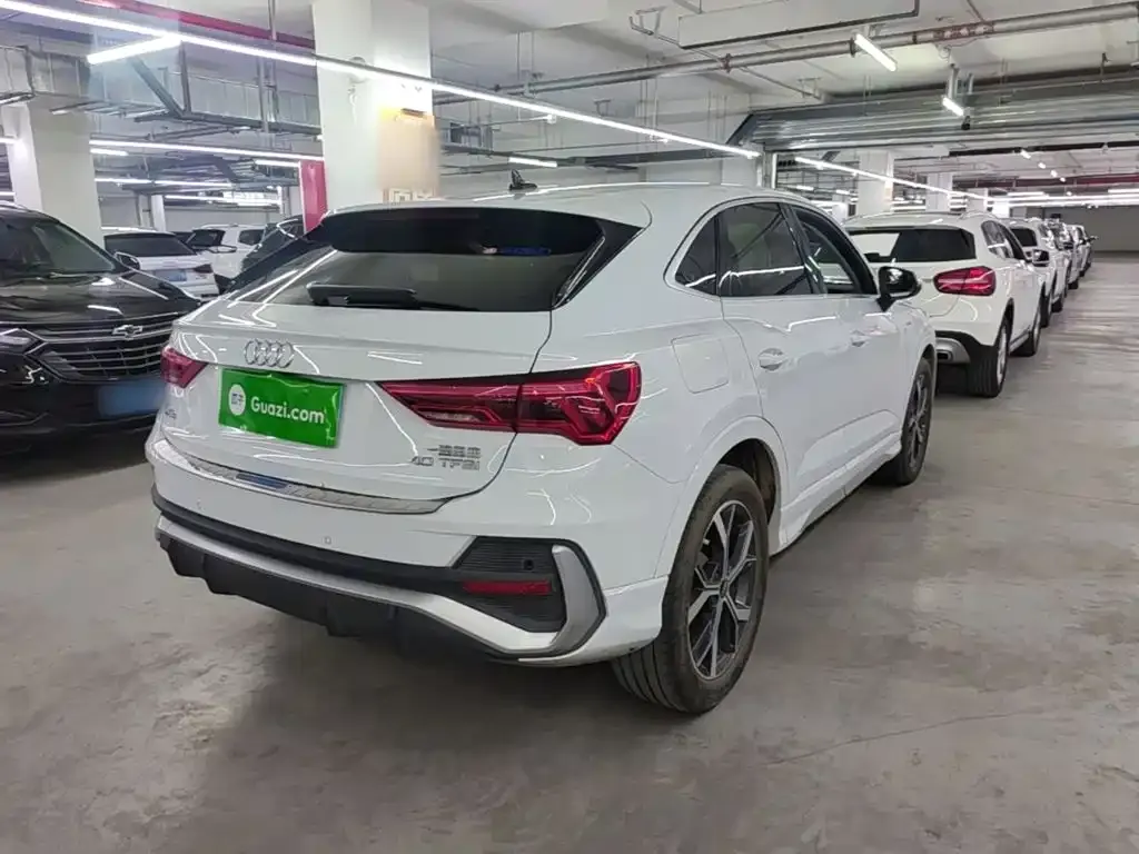 Audi Q3 Sportback — фото 4