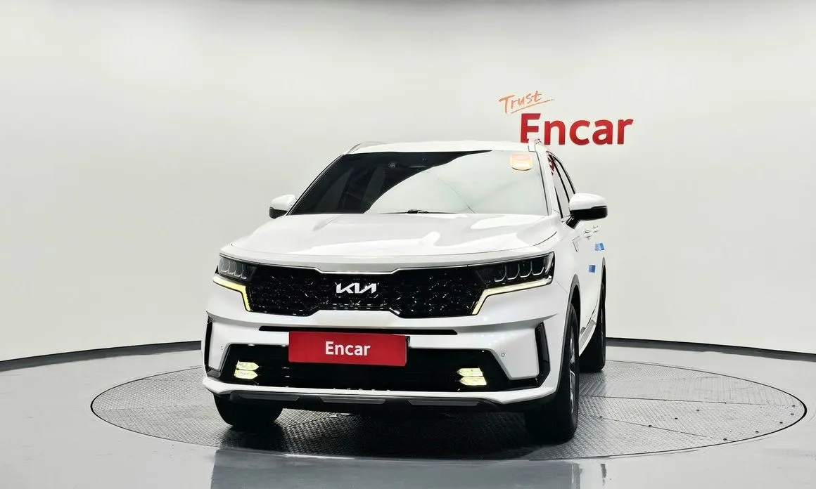 Kia Sorento — фото 7