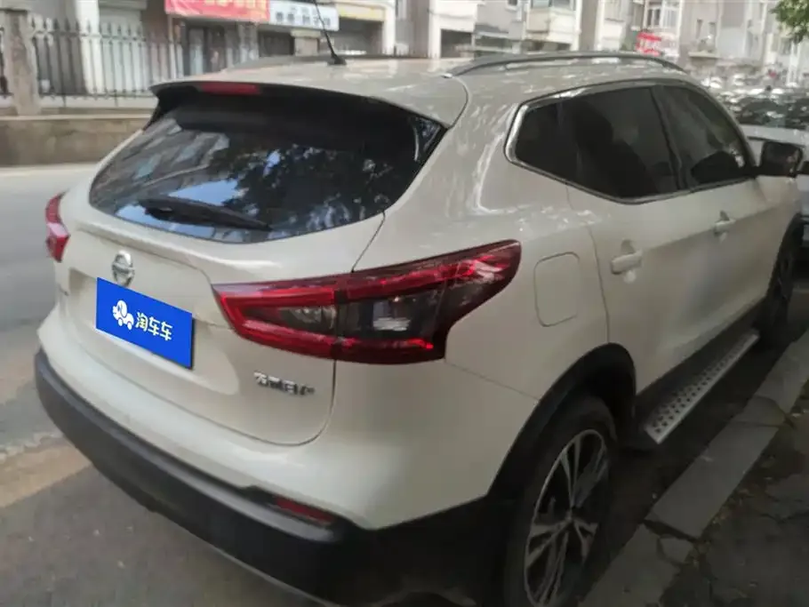 Nissan Qashqai — фото 4